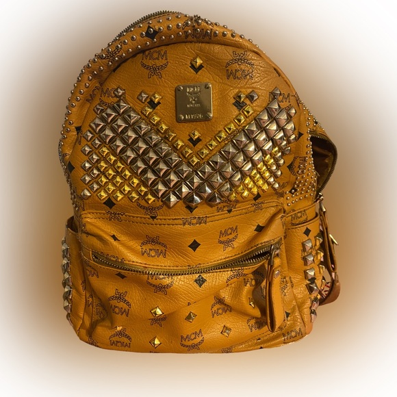 ๐MCM Cognac Silver & Gold Studded Medium Backpack *Used* M1976 See Photos - Picture 2 of 16